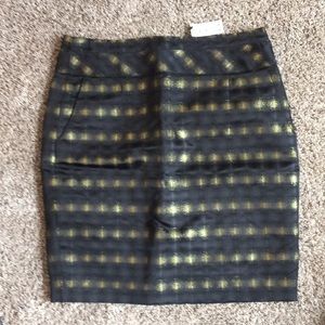 Limited business skirt